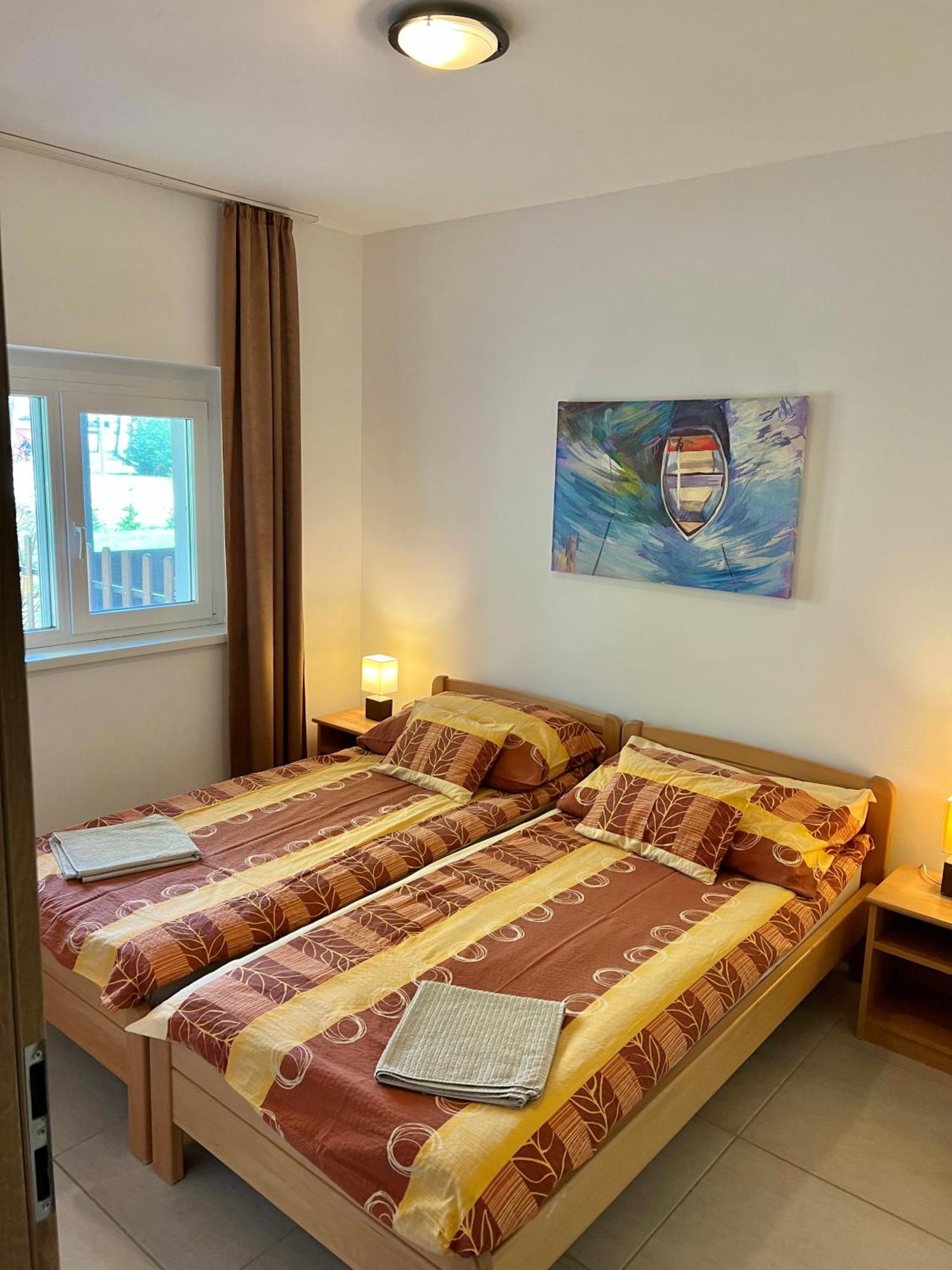 Waterfront Apartmanok Замарди Экстерьер фото